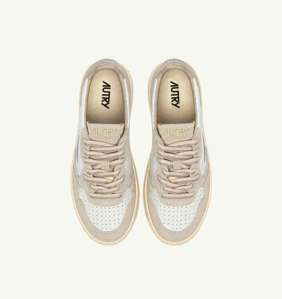 MEDALIST LOW EN CUIR ET DAIM FEATHER GRAY ET LAMB