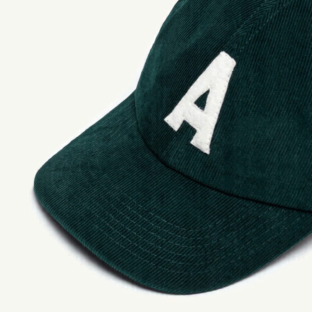 CASQUETTE DE BASEBALL EN VELOURS CÔTELÉ AVEC LOGO UNISEX