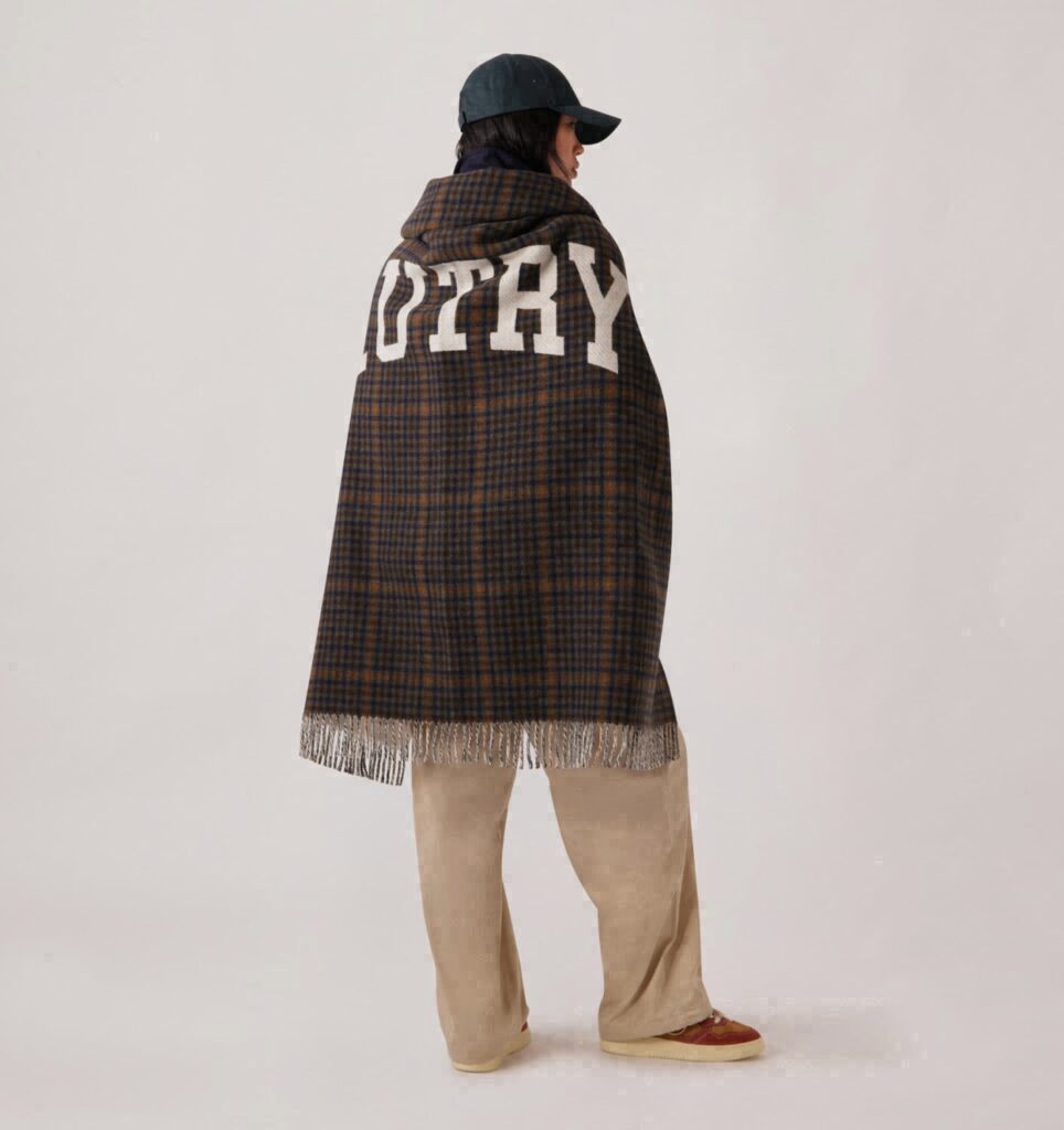 COUVERTURE CHECK AVEC MAXI LOGO UNISEX