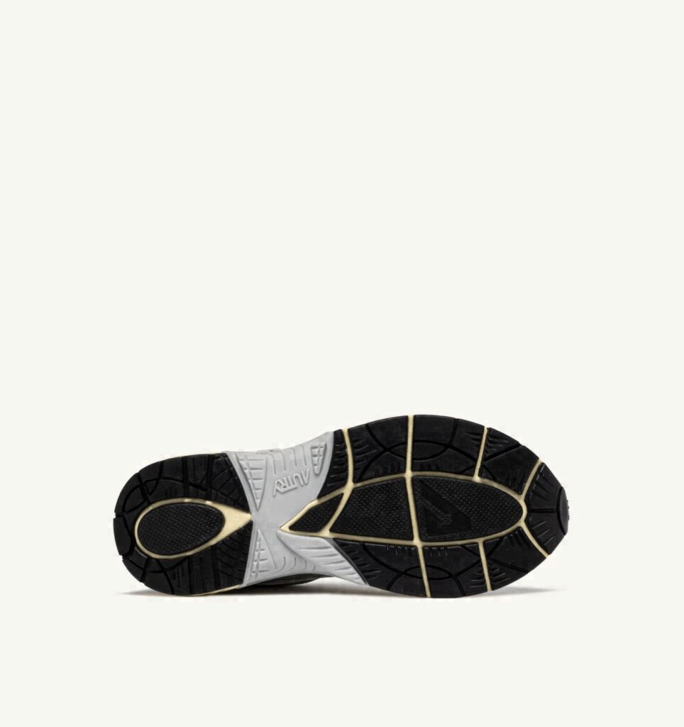 HYPERWAY EN CUIR SYNTHÉTIQUE ET MESH BLANC ARGENT ET NOIR