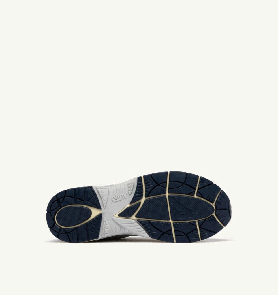 HYPERWAY EN CUIR SYNTHÉTIQUE ET MESH BLANC ARGENT ET SPACE