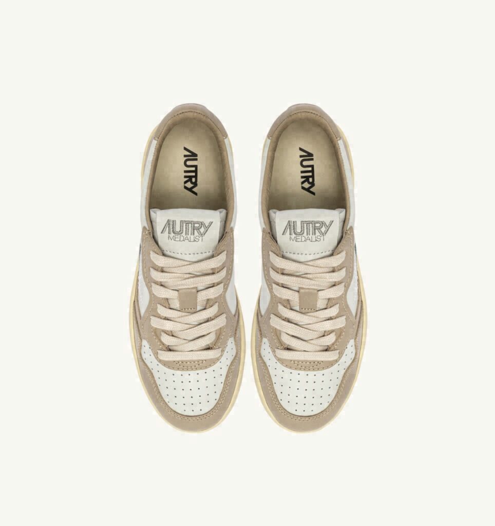 MEDALIST LOW BICOLOR EN CUIR BLANC ET FEATHER GRAY