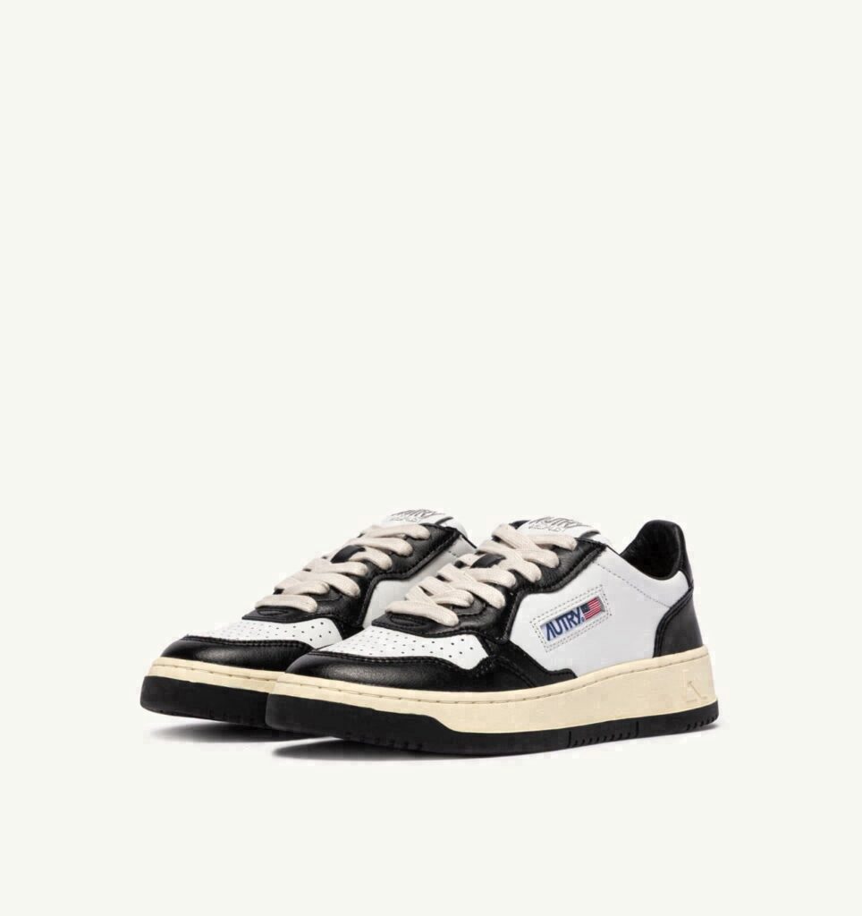 MEDALIST LOW BICOLOR EN CUIR BLANC ET NOIR
