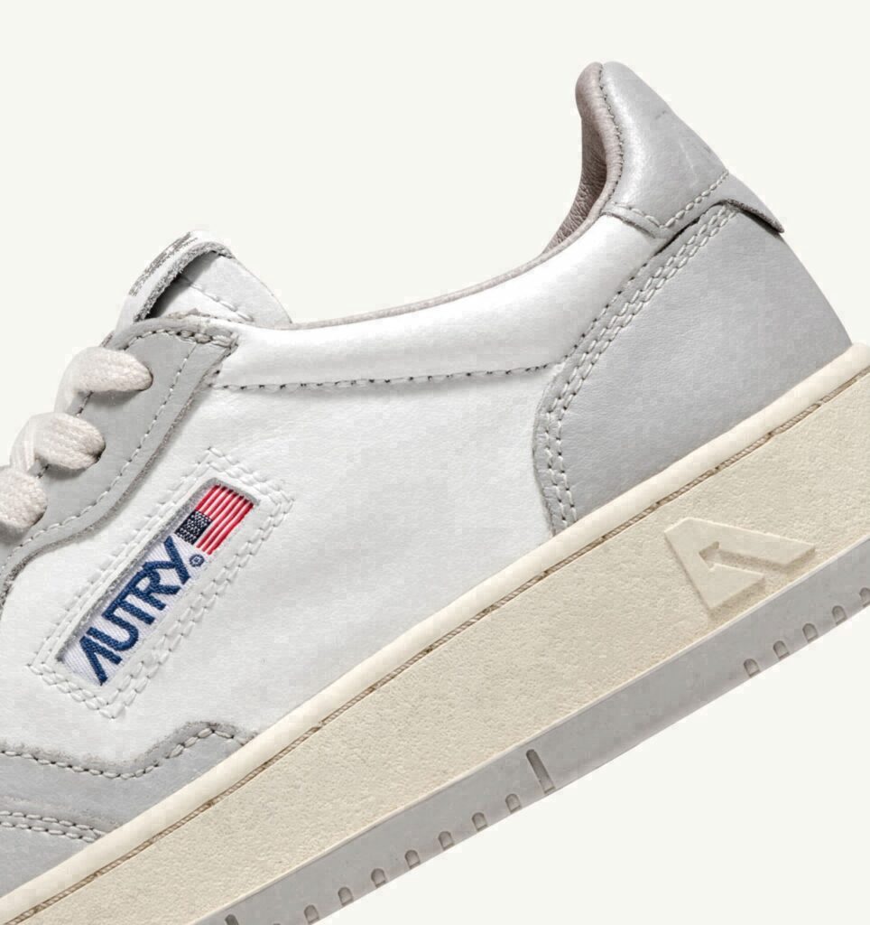 MEDALIST LOW BICOLOR EN CUIR BLANC ET VAPOR