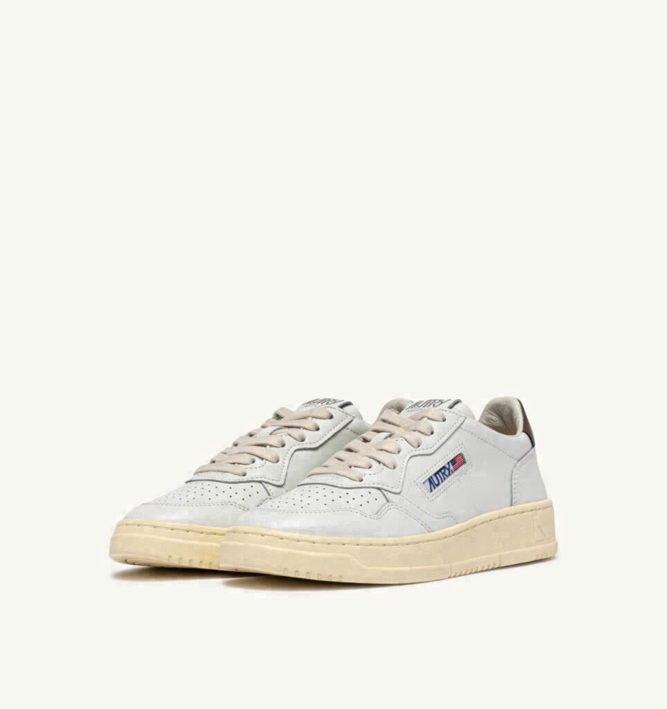 MEDALIST LOW EN CUIR BLANC ET CHOCOLATE