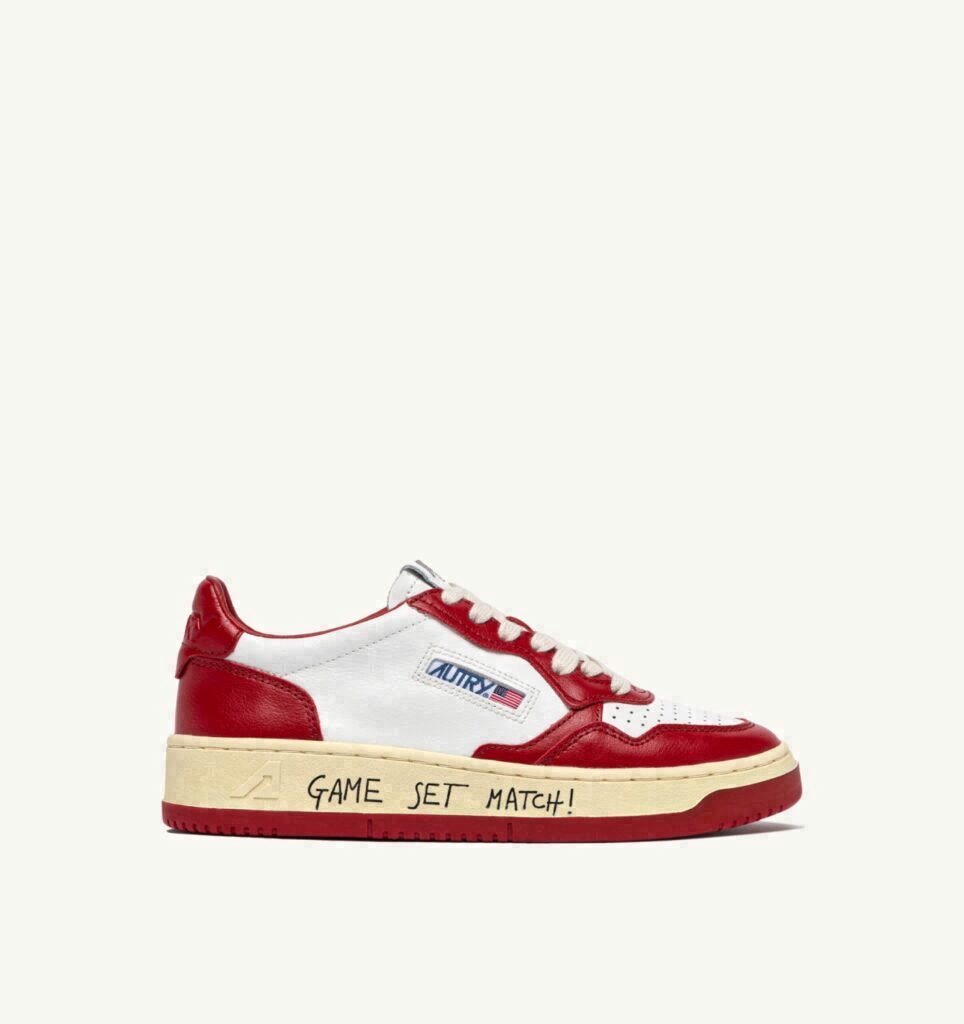 MEDALIST LOW EN CUIR BLANC ET ROUGE AVEC LETTERING