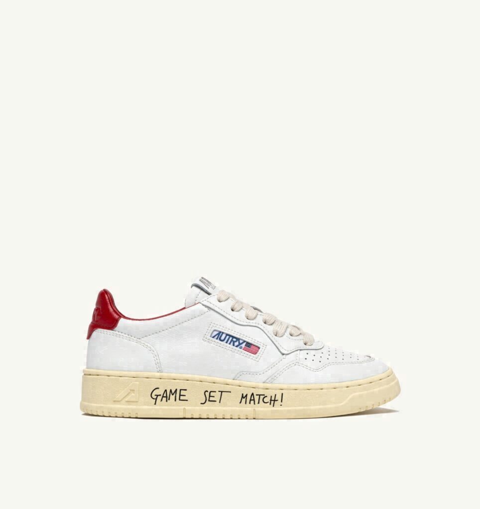 MEDALIST LOW EN CUIR BLANC ET ROUGE AVEC LETTERING