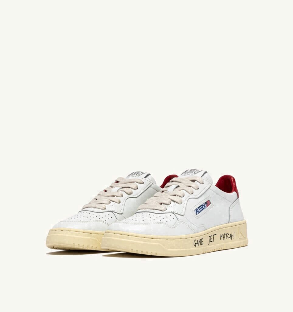 MEDALIST LOW EN CUIR BLANC ET ROUGE AVEC LETTERING