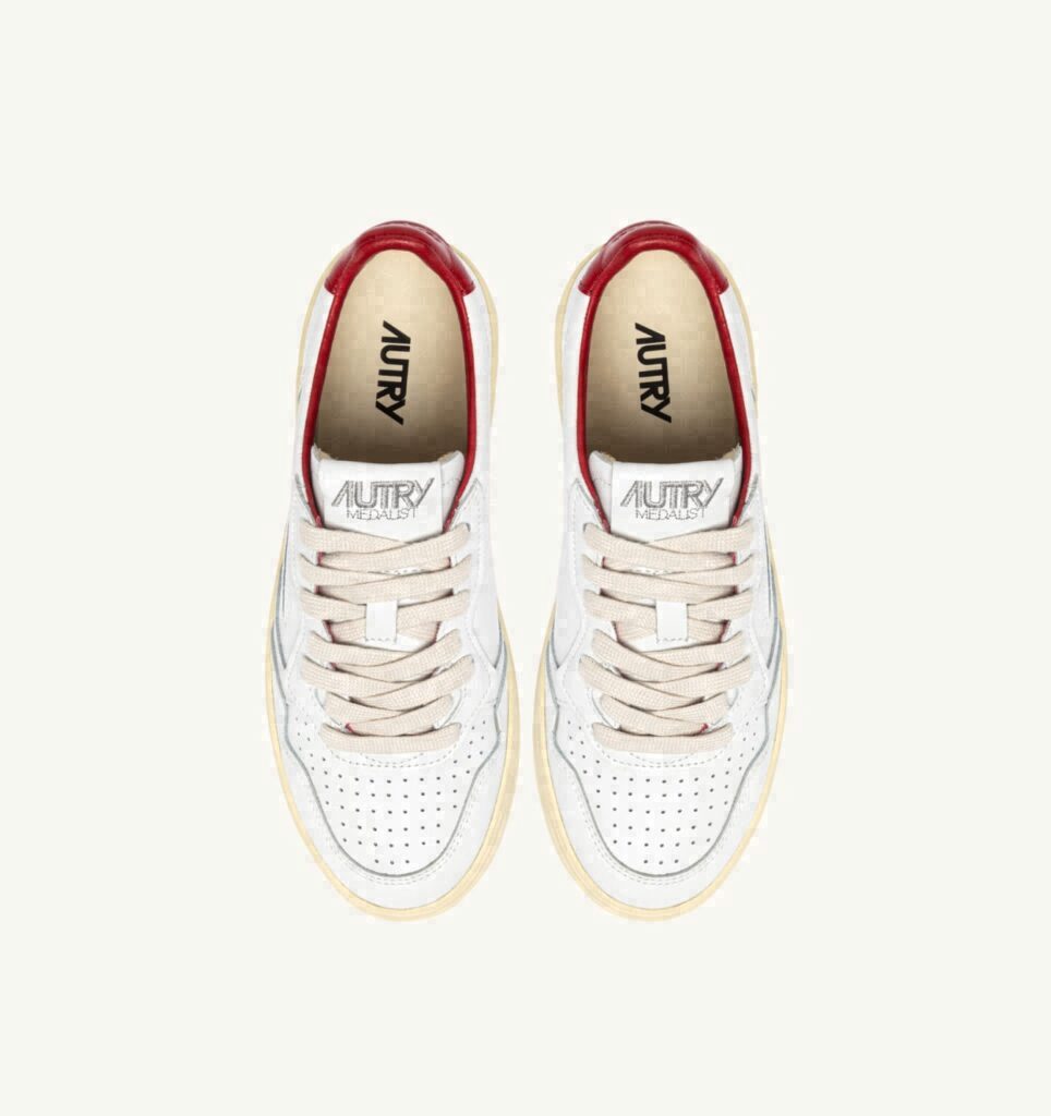 MEDALIST LOW EN CUIR BLANC ET ROUGE AVEC LETTERING