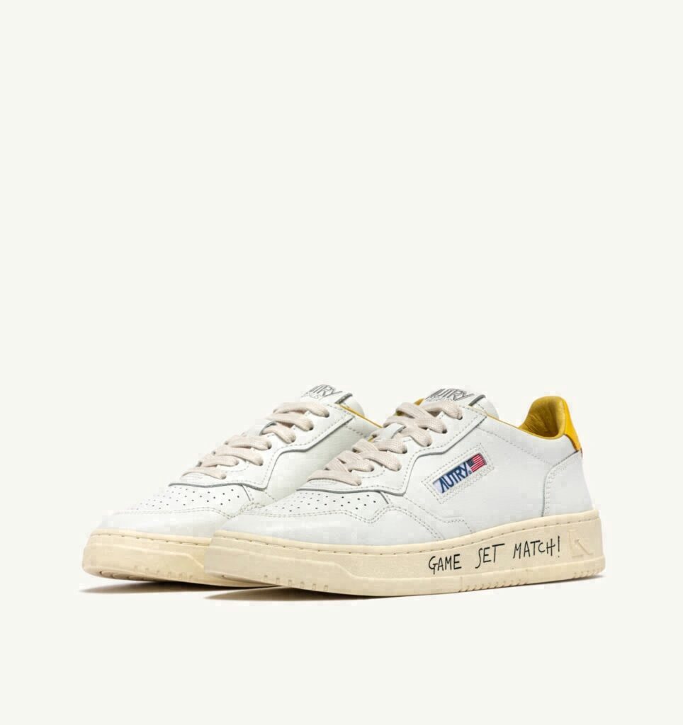 MEDALIST LOW EN CUIR BLANC ET SLICKER AVEC LETTERING