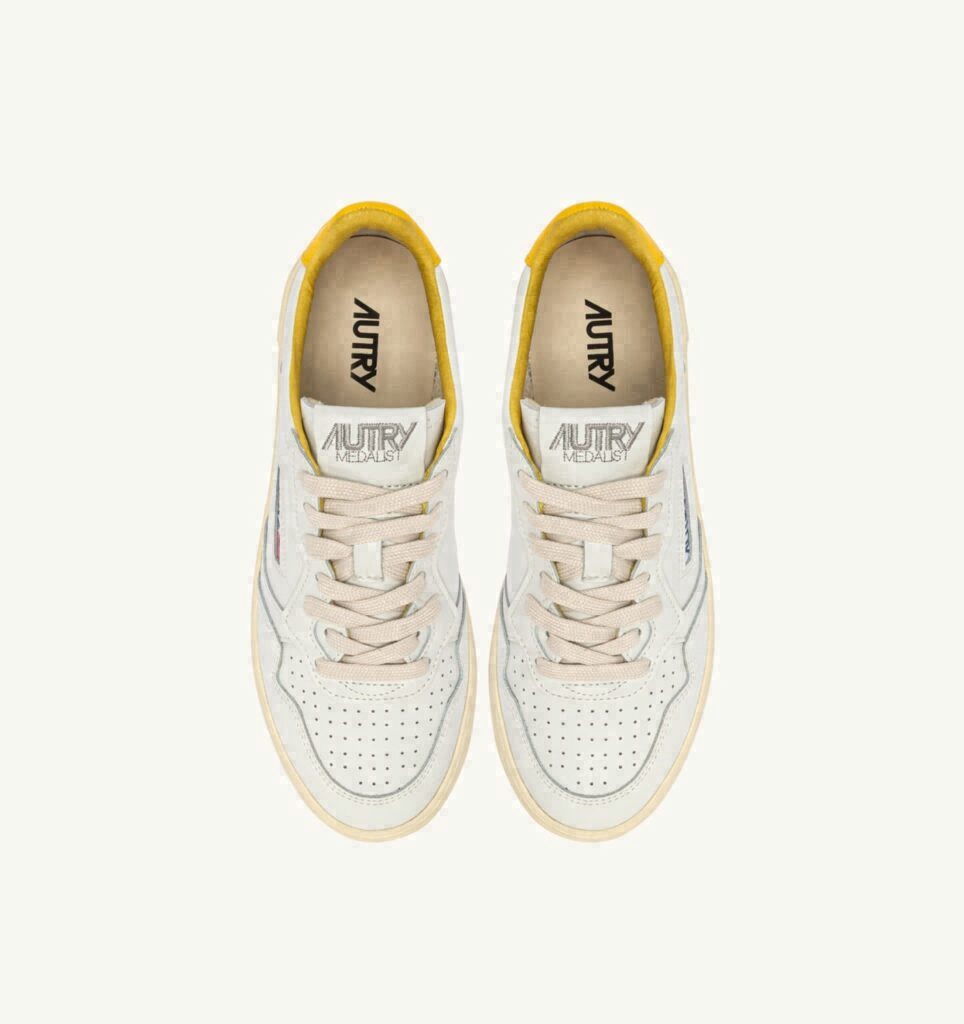 MEDALIST LOW EN CUIR BLANC ET SLICKER AVEC LETTERING