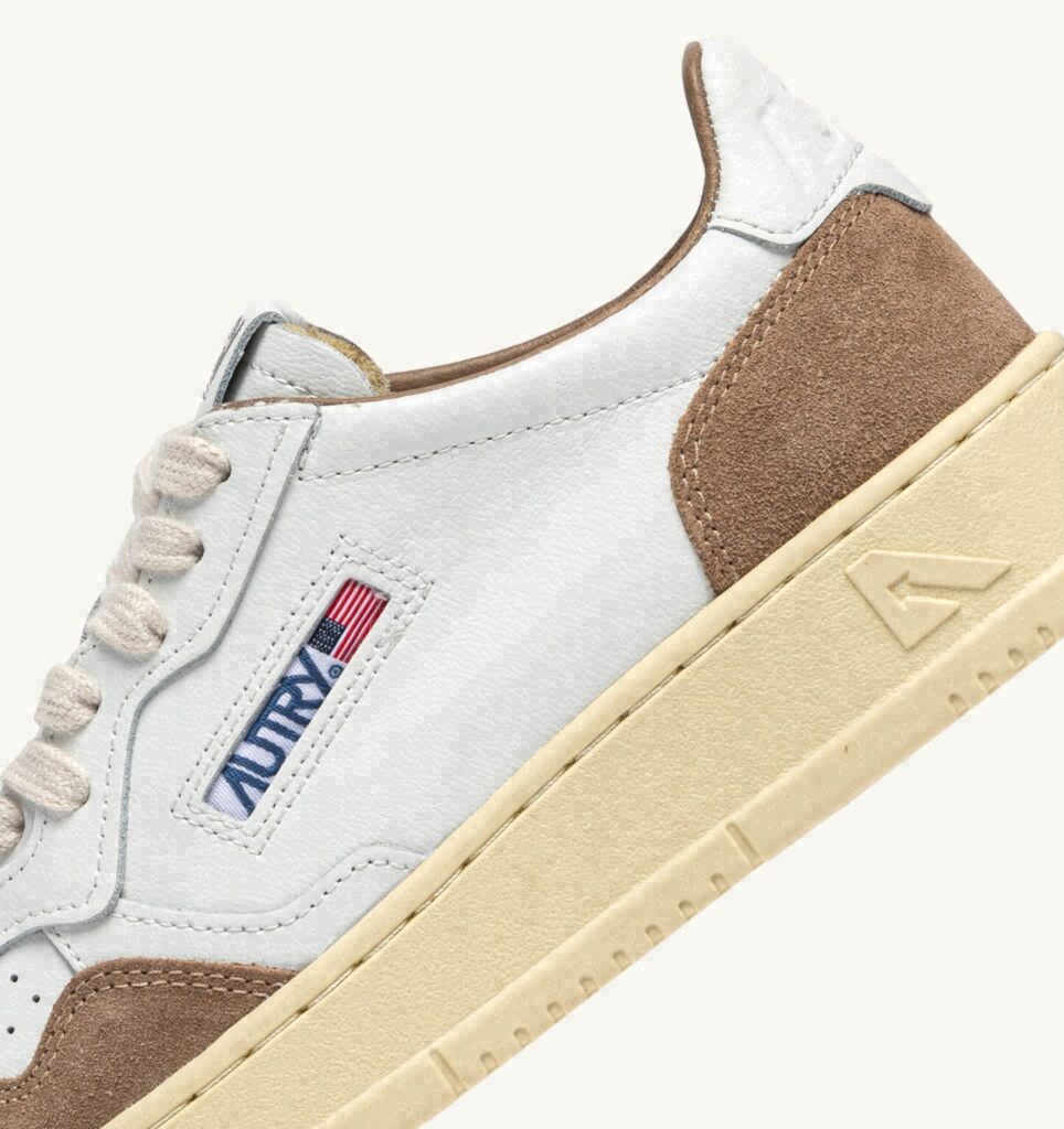 MEDALIST LOW EN CUIR BLANC ET DAIM ANTILOPE