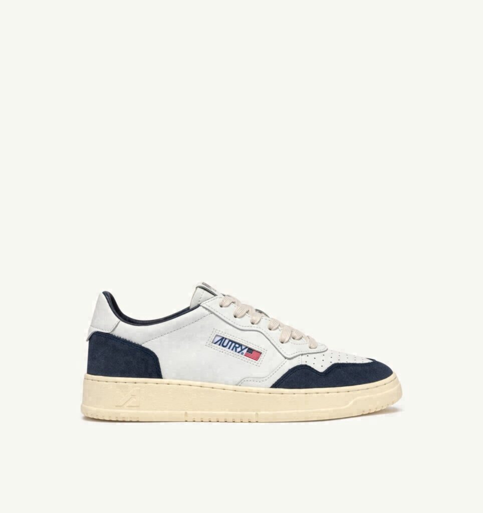 MEDALIST LOW EN CUIR BLANC ET DAIM DENIM