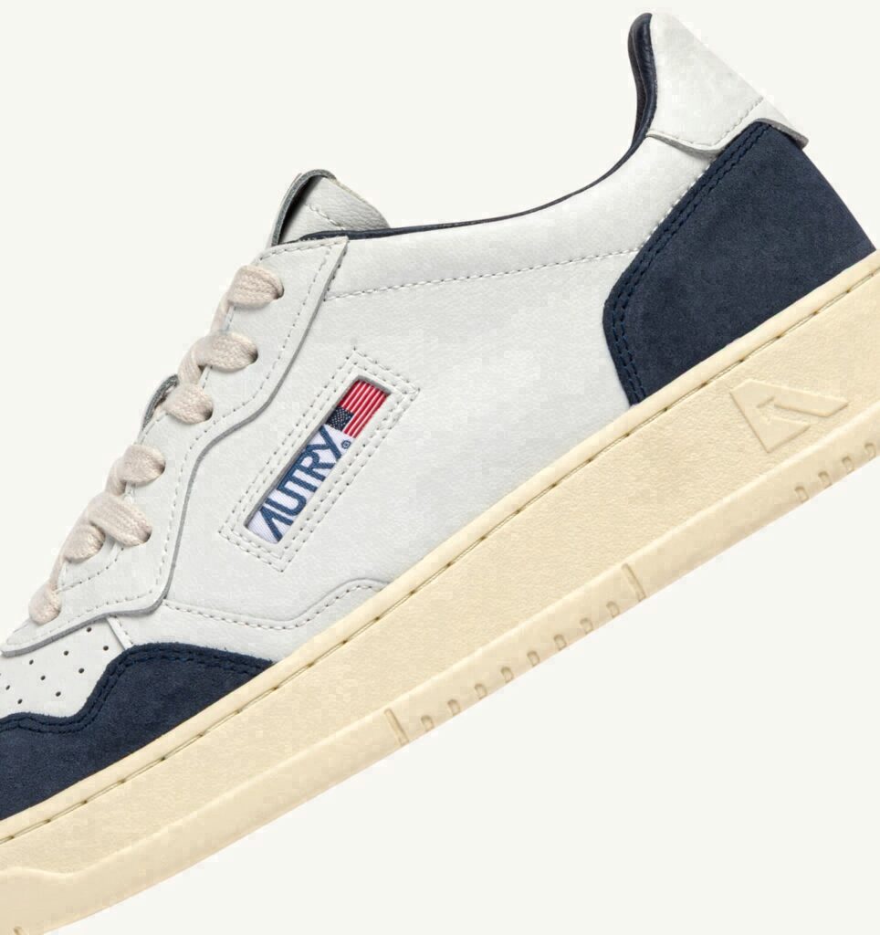 MEDALIST LOW EN CUIR BLANC ET DAIM DENIM