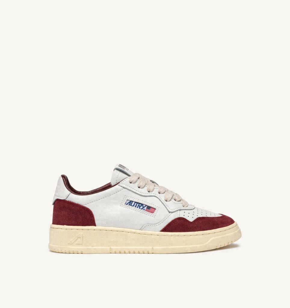 MEDALIST LOW EN CUIR BLANC ET DAIM BOURGOGNE