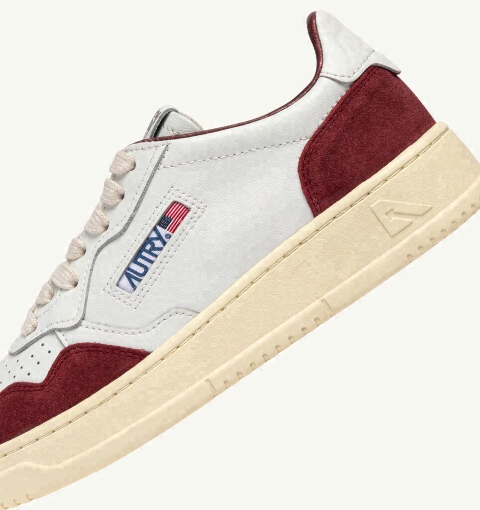 MEDALIST LOW EN CUIR BLANC ET DAIM BOURGOGNE