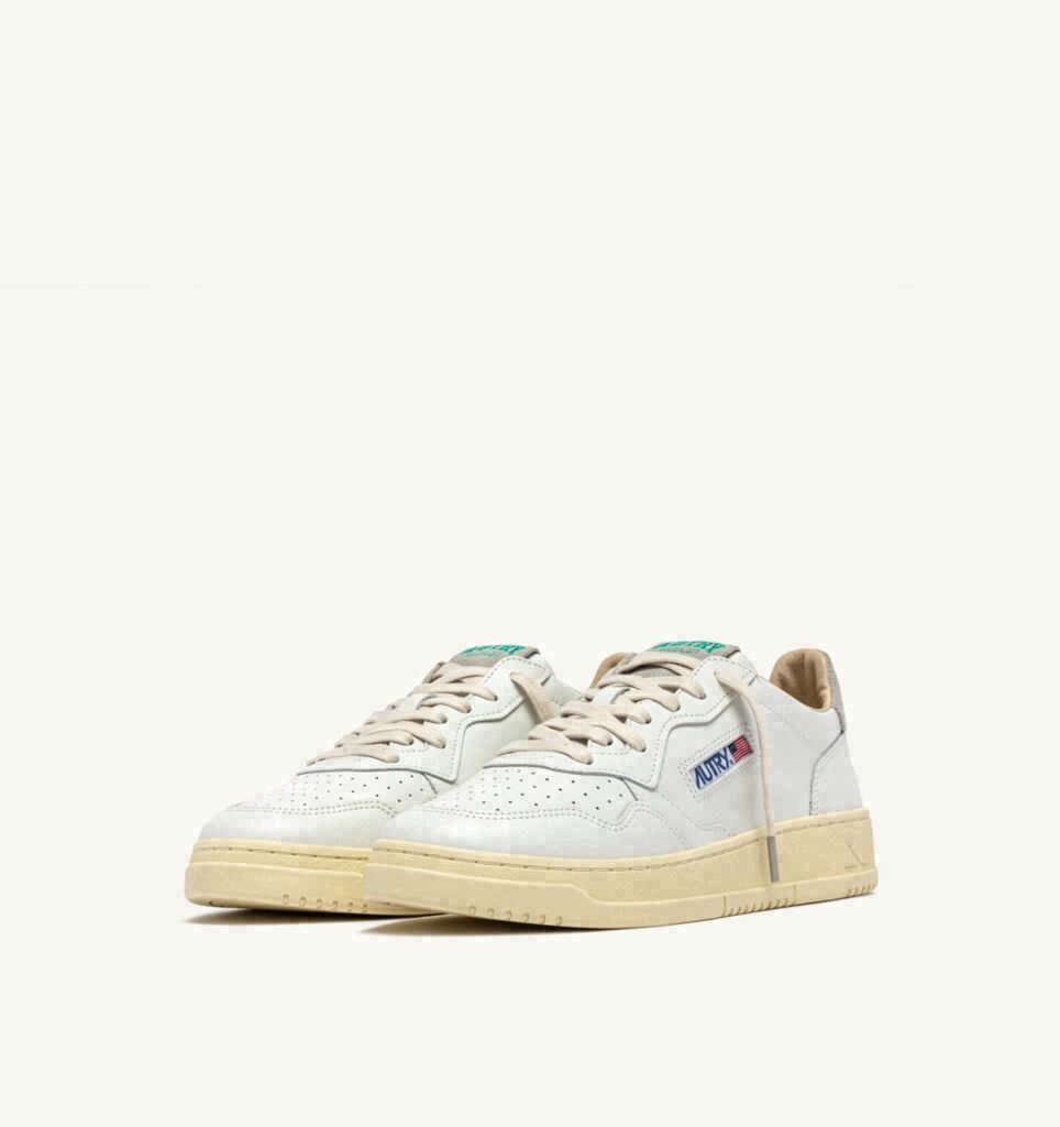 MEDALIST LOW EN CUIR BLANC ET DAIM NUAGES