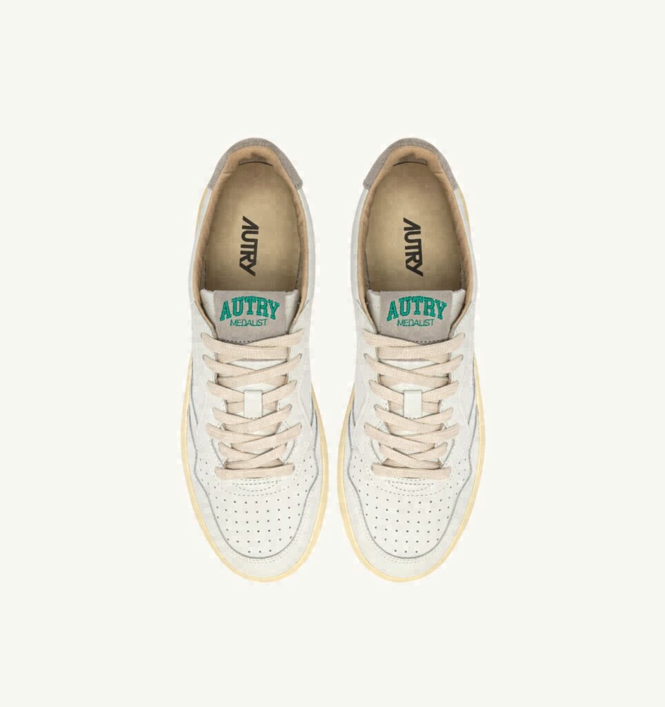 MEDALIST LOW EN CUIR BLANC ET DAIM NUAGES