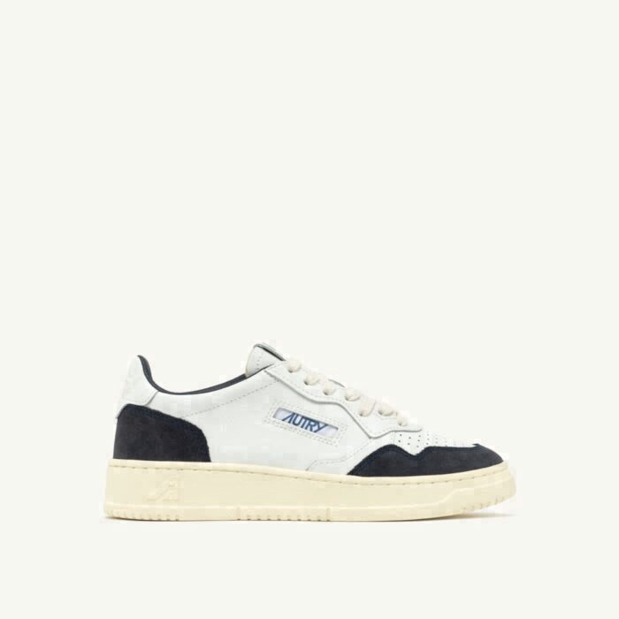 MEDALIST LOW IN WHITE LEATHER AND OCEAN SUEDE