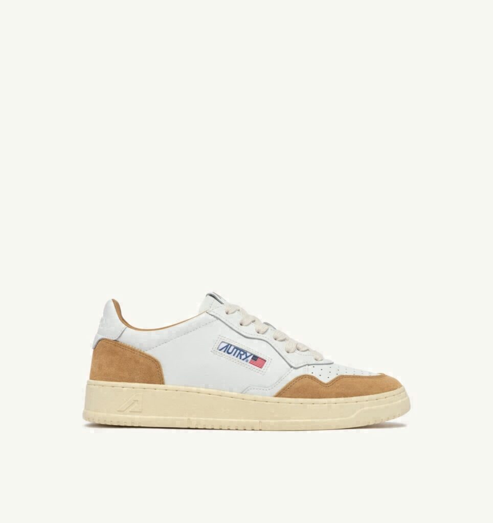 MEDALIST LOW EN CUIR BLANC ET DAIM CUIVRE