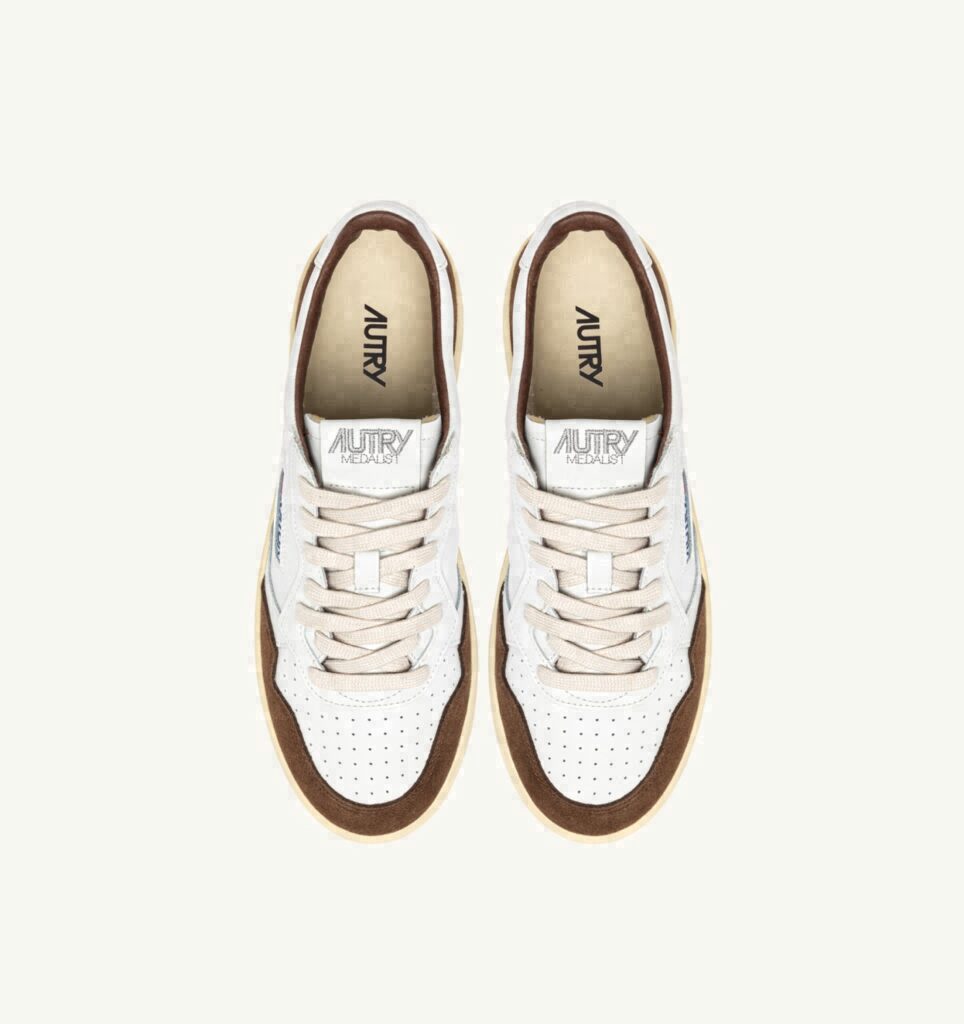 MEDALIST LOW EN CUIR BLANC ET DAIM TUNDRA