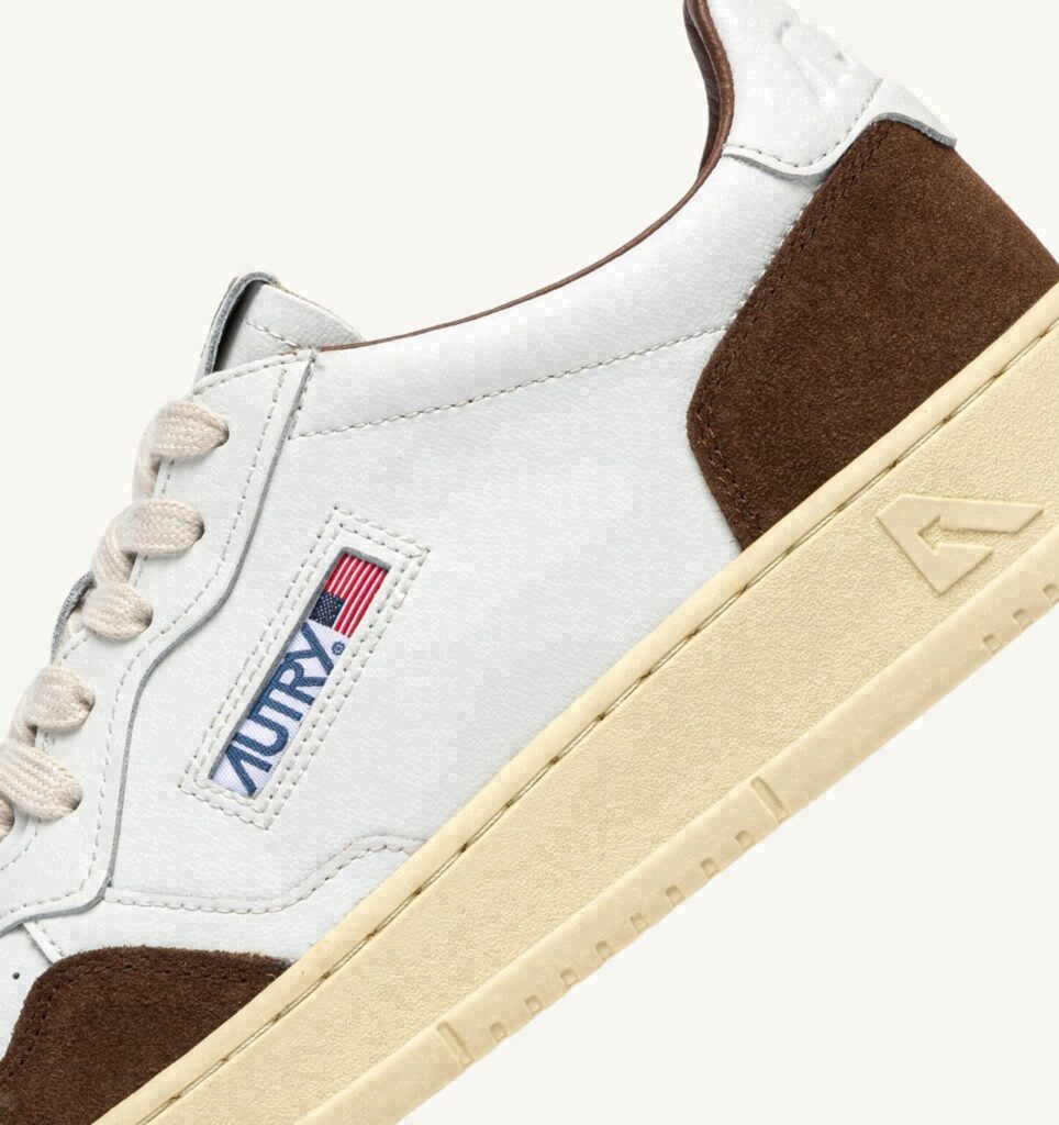 MEDALIST LOW EN CUIR BLANC ET DAIM TUNDRA