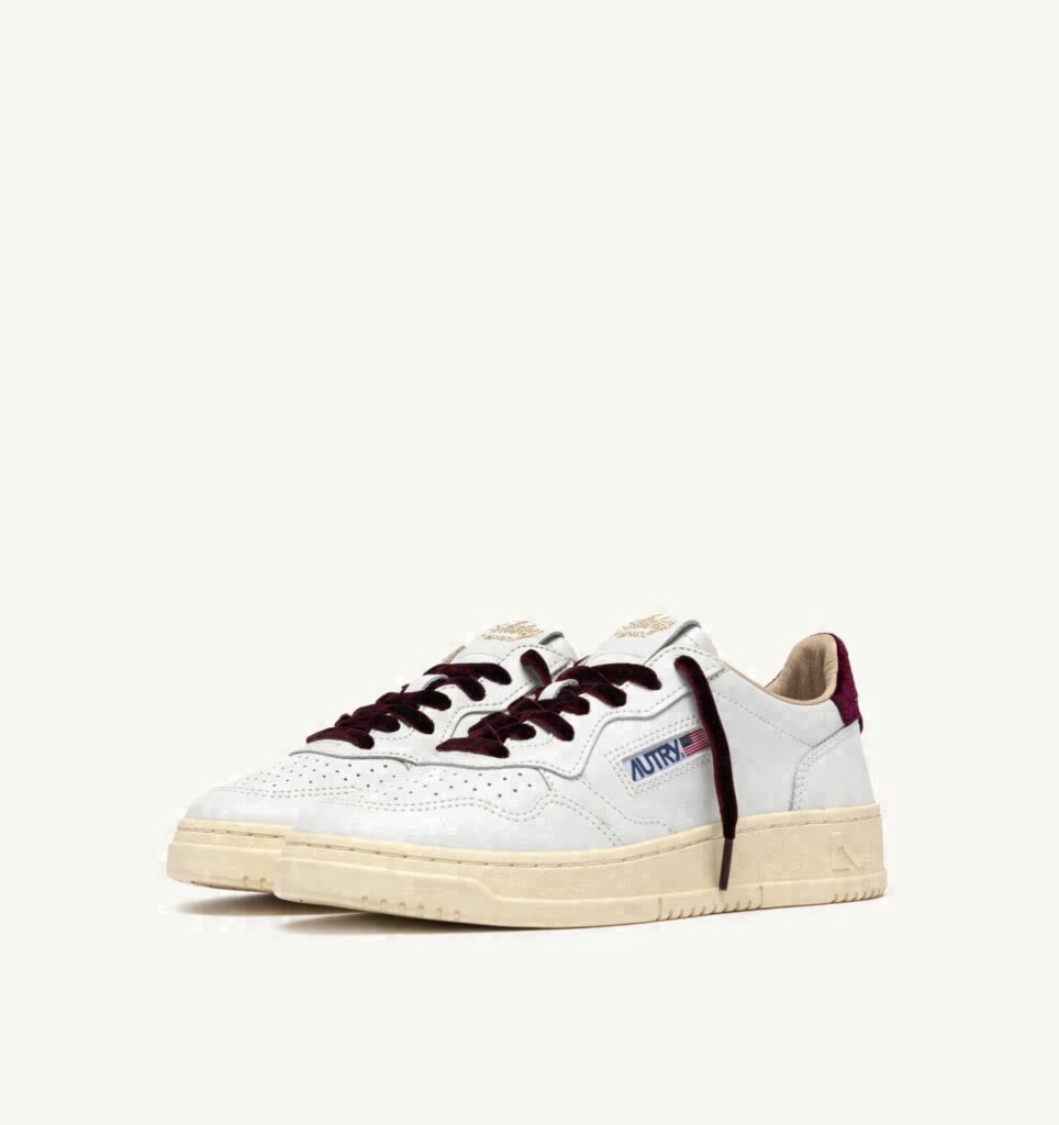 MEDALIST LOW EN CUIR BLANC ET VELOUR FIG