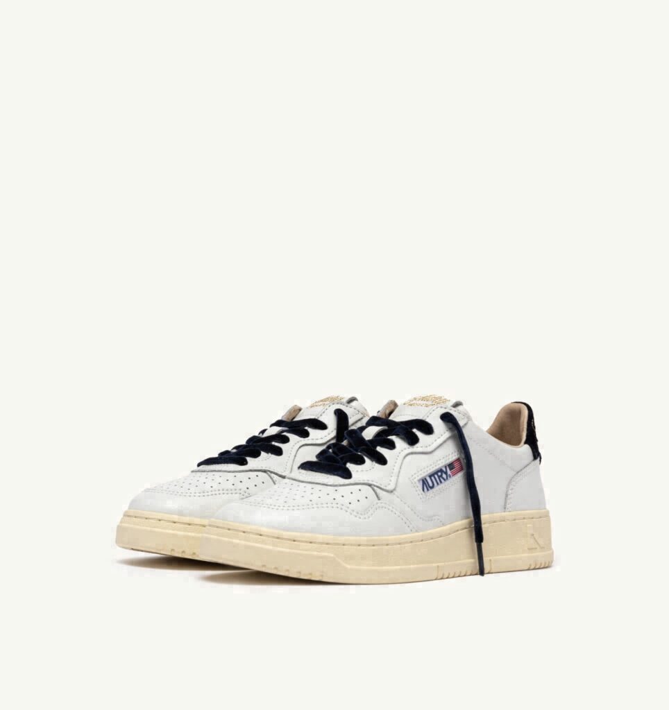 MEDALIST LOW EN CUIR BLANC ET VELOUR SPACE