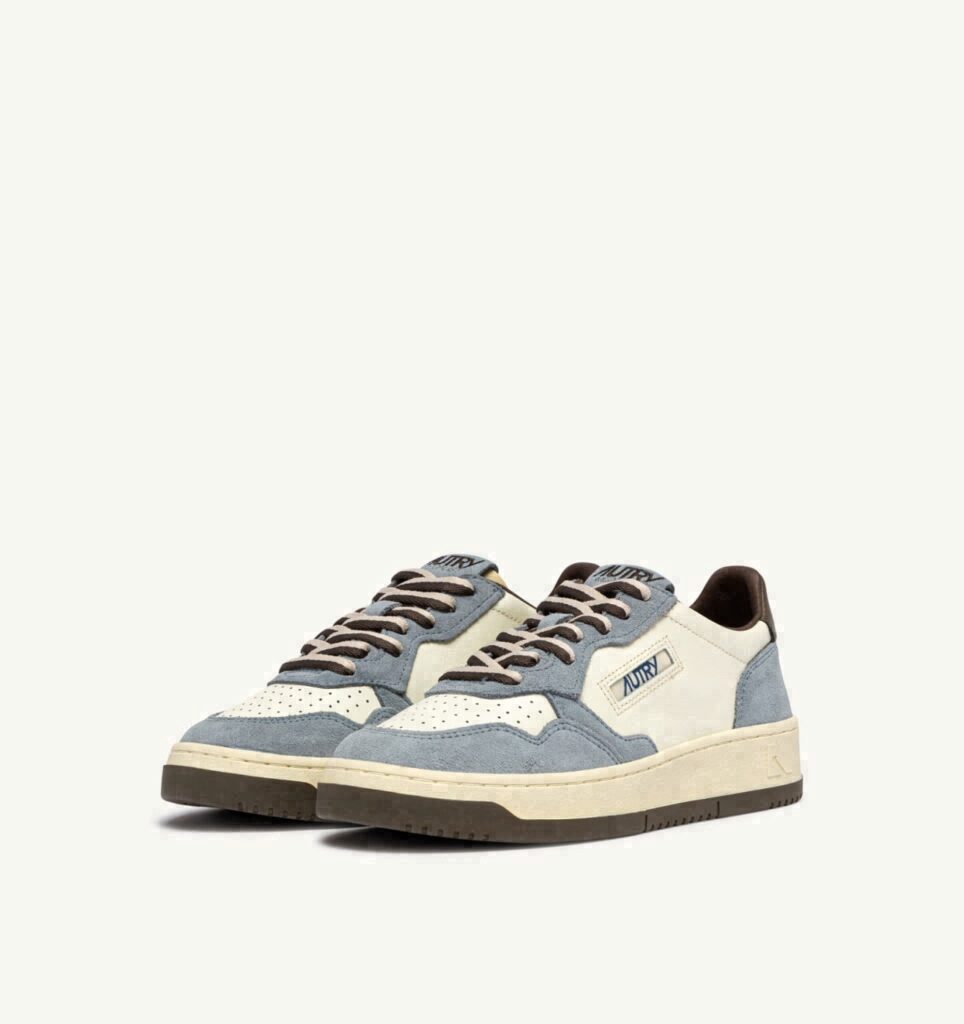 MEDALIST LOW EN CUIR ET DAIM CHOCOLATE CHIP ET CIELO