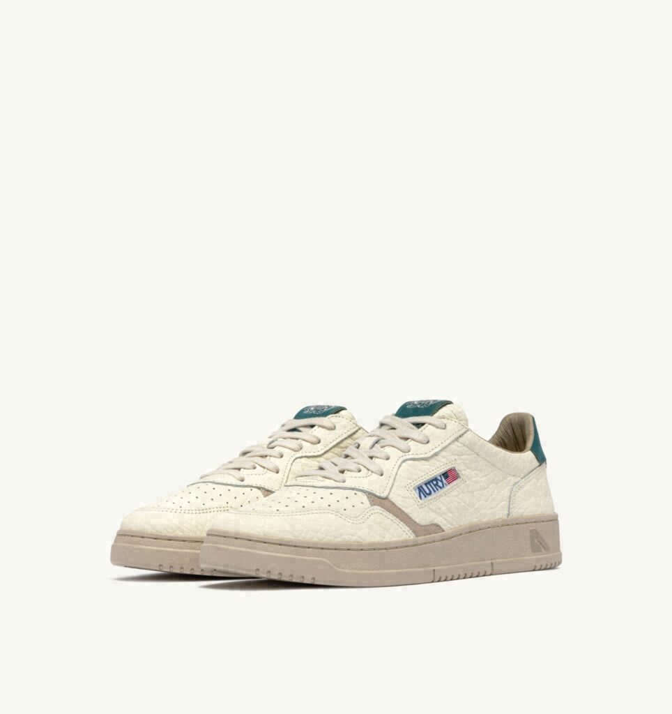 MEDALIST LOW EN CUIR FEATHER GRAY ET DARK SEA