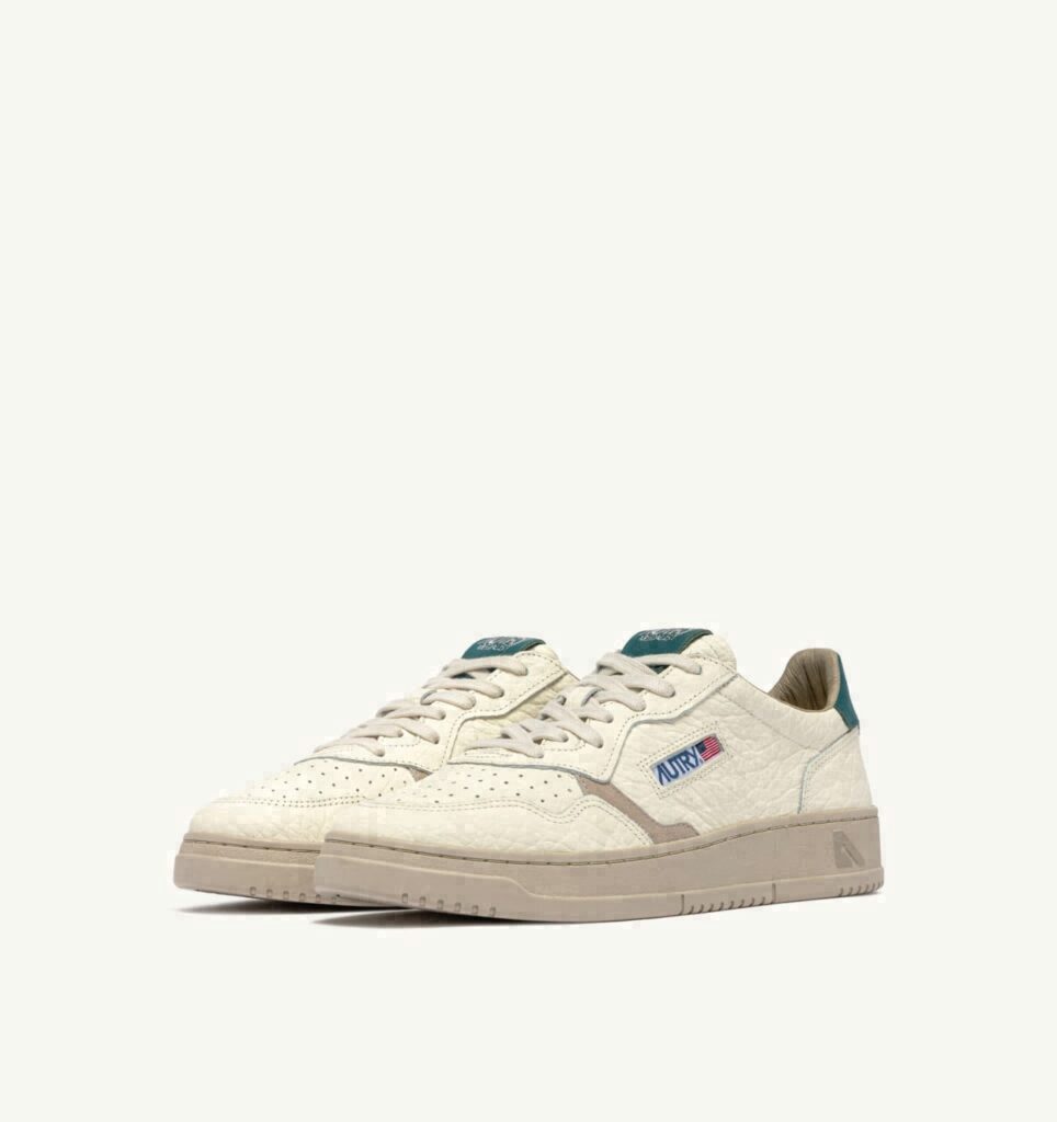 MEDALIST LOW EN CUIR FEATHER GRAY ET DARK SEA