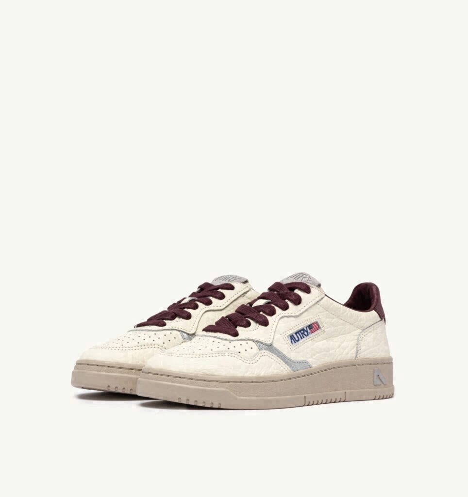 MEDALIST LOW EN CUIR FIG ET ARGENT