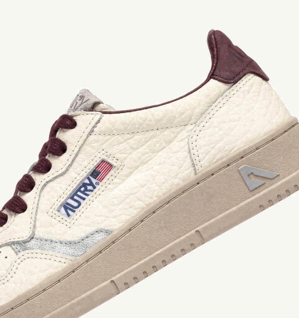 MEDALIST LOW EN CUIR FIG ET ARGENT