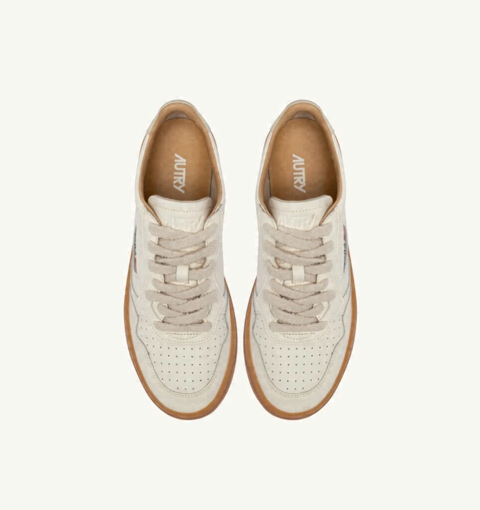 MEDALIST LOW EN CUIR MARSHMALLOW