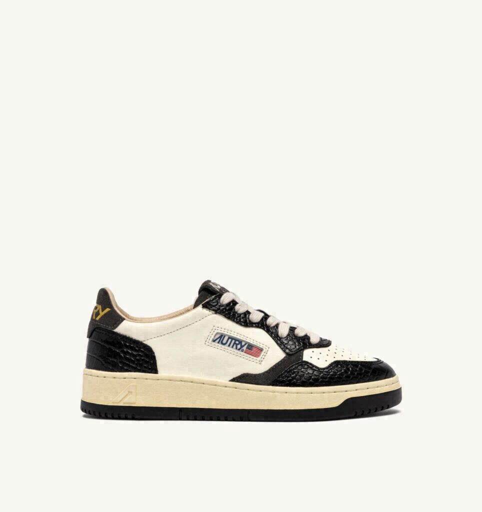 MEDALIST LOW EN CUIR MARSHMALLOW ET NOIR
