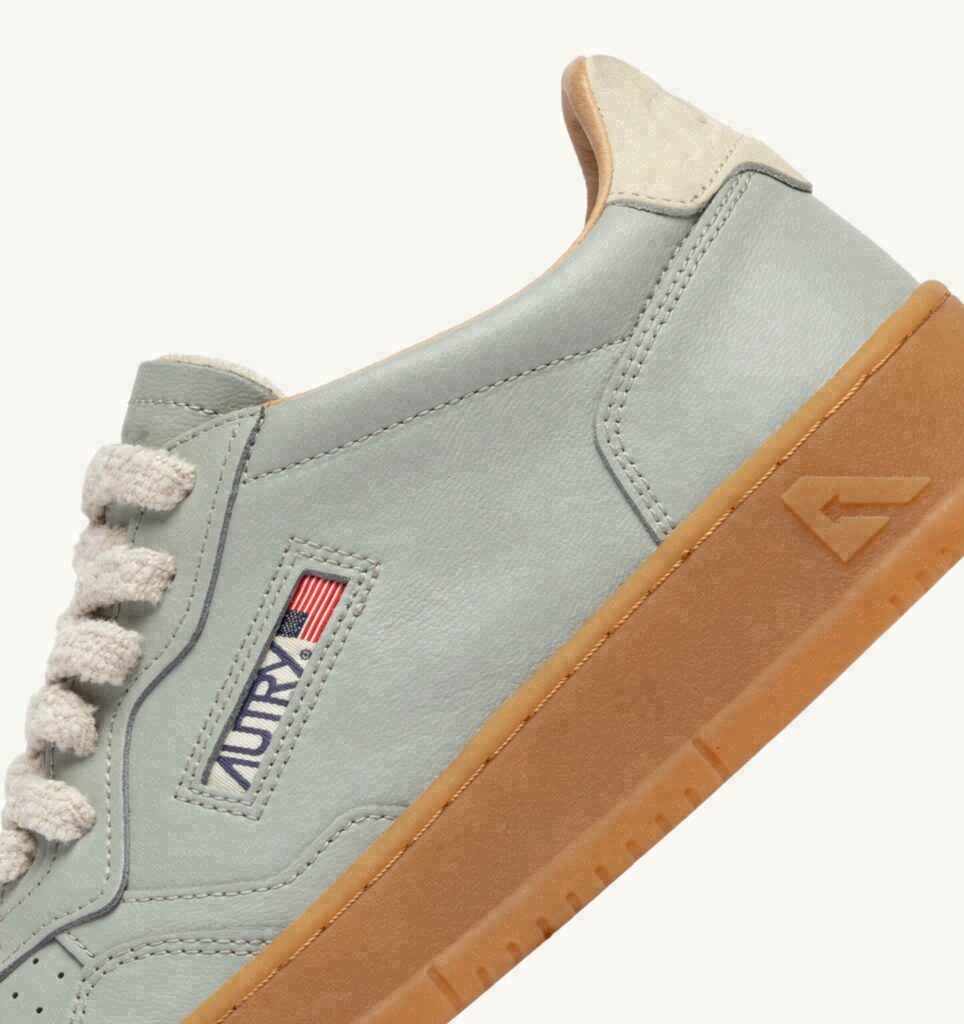 MEDALIST LOW EN CUIR MILITARY ET MARSHMALLOW