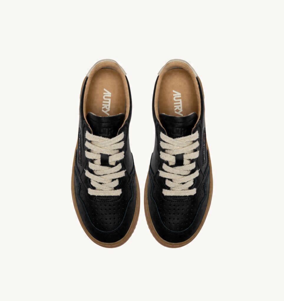 MEDALIST LOW EN CUIR NOIR ET MARSHMALLOW