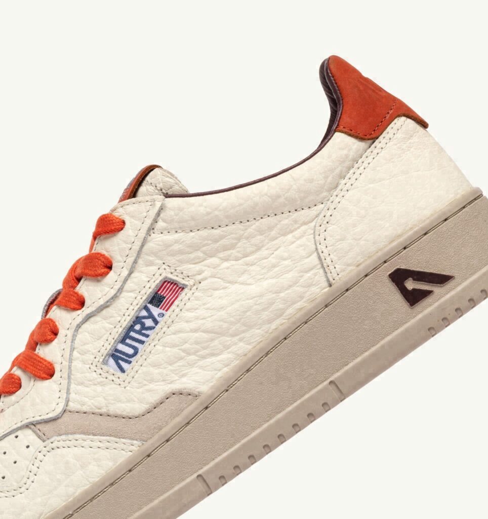 MEDALIST LOW EN CUIR SAND ET PUMPKIN