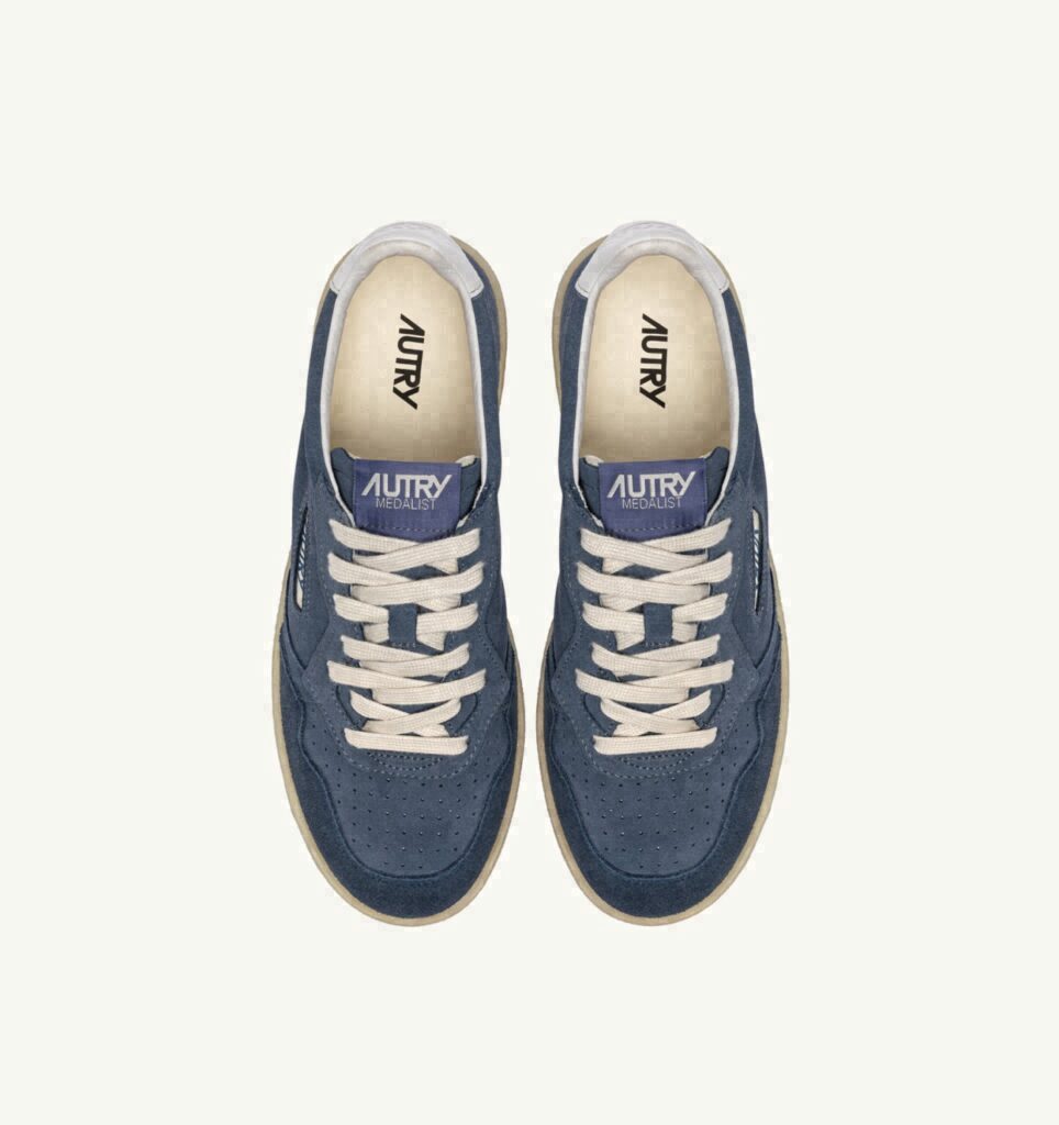 MEDALIST LOW EN DAIM DENIM ET VAPOR