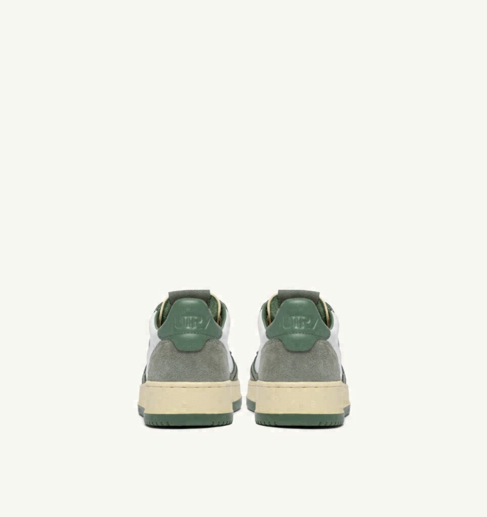 MEDALIST LOW EN DAIM EN CUIR MILITARY ET SEA SPRAY
