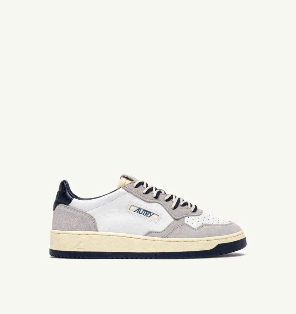 MEDALIST LOW EN DAIM ET CUIR VAPOR ET SPACE