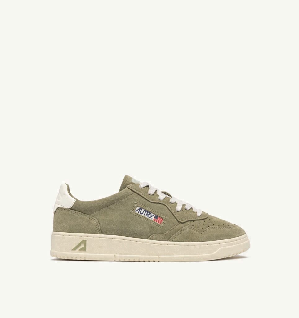 MEDALIST LOW EN DAIM GRAY GREEN ET BLANC