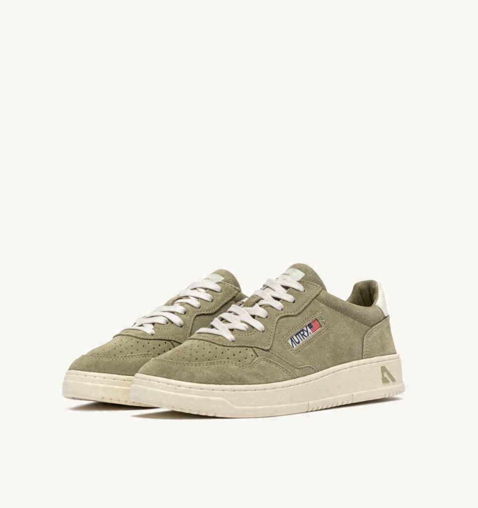MEDALIST LOW EN DAIM GRAY GREEN ET BLANC