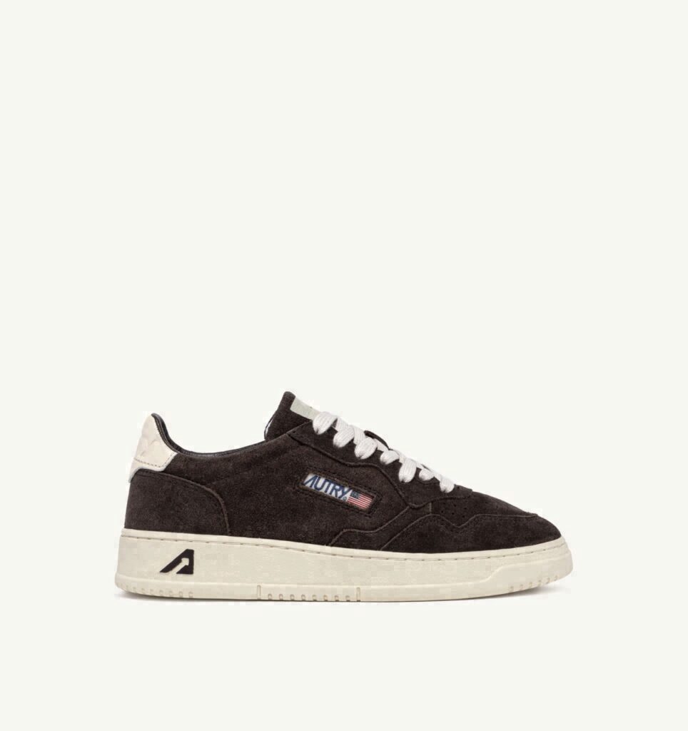 MEDALIST LOW EN DAIM MOKA ET OFF WHITE