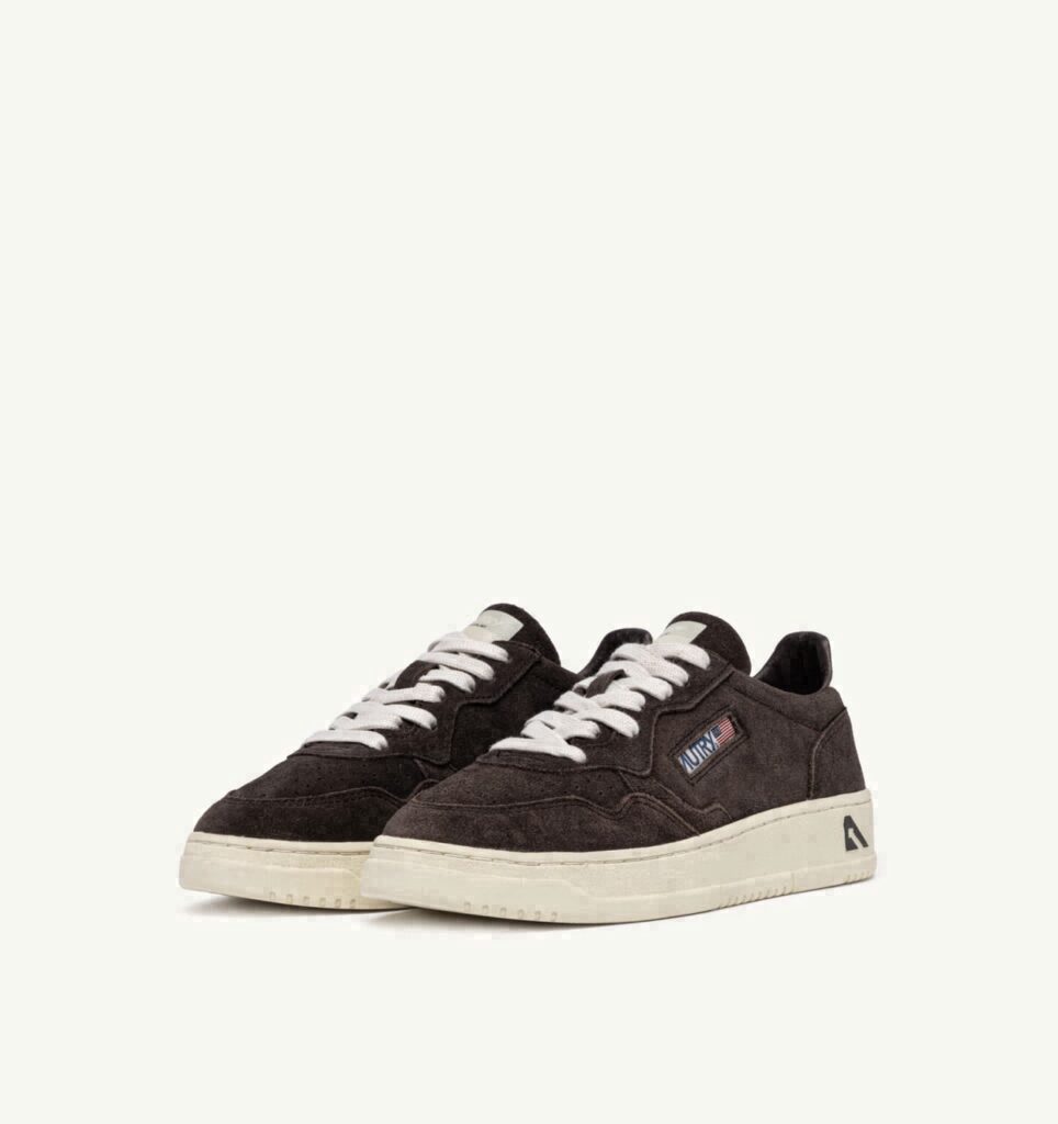 MEDALIST LOW EN DAIM MOKA ET OFF WHITE