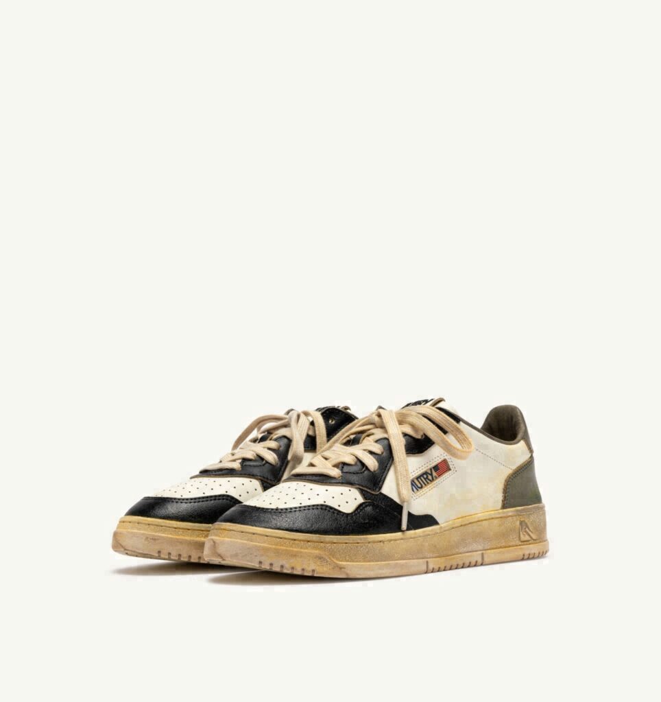 MEDALIST LOW SUPER VINTAGE EN CUIR BLANC COVERT GREEN ET NOIR