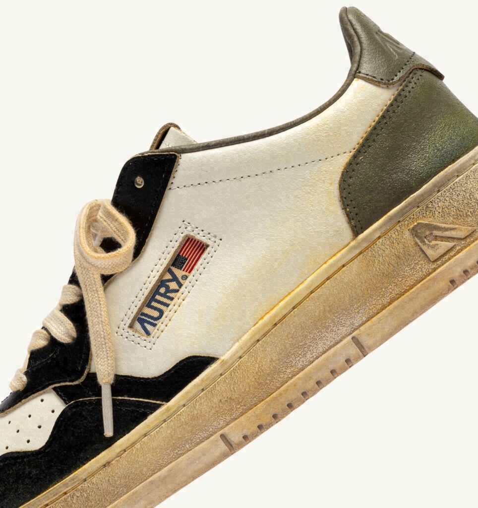 MEDALIST LOW SUPER VINTAGE EN CUIR BLANC COVERT GREEN ET NOIR
