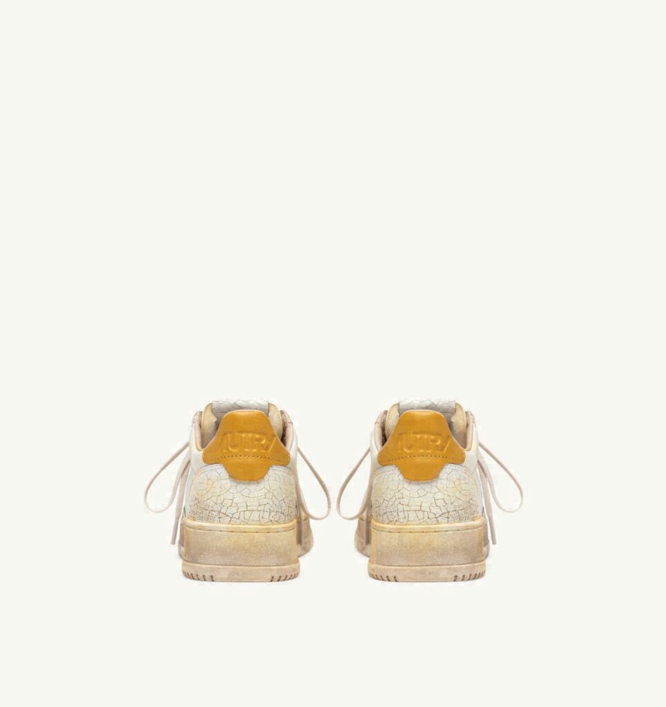 MEDALIST LOW SUPER VINTAGE EN CUIR BLANC ET JAUNE