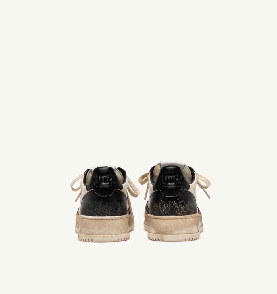 MEDALIST LOW SUPER VINTAGE EN CUIR BLANC NOIR ET MALT MALL