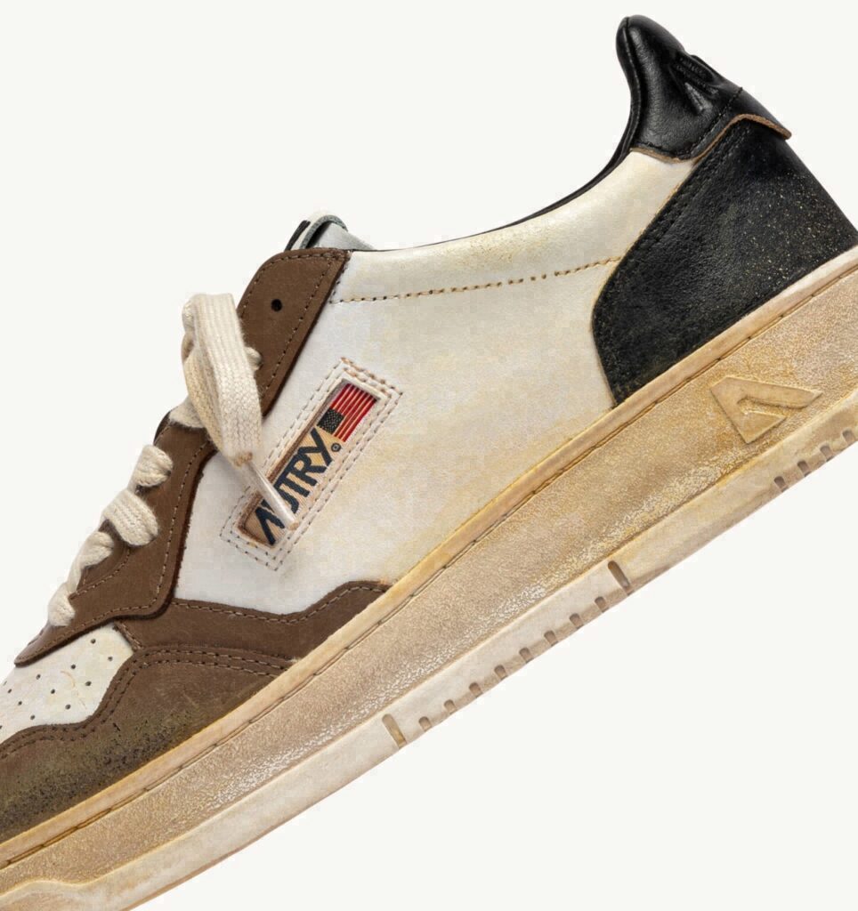 MEDALIST LOW SUPER VINTAGE EN CUIR BLANC NOIR ET MALT MALL